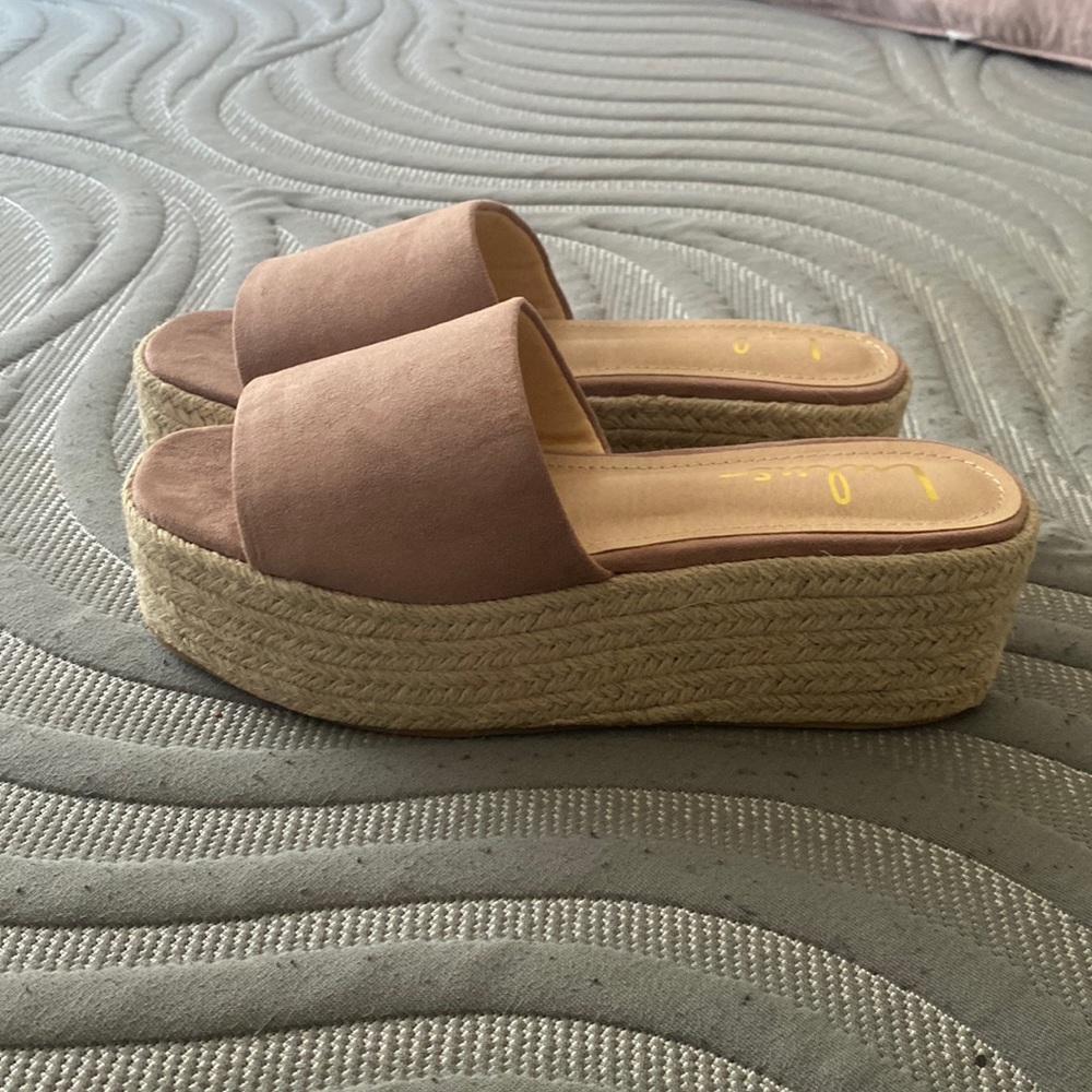 Lulus platform sandals